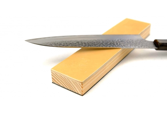 Ostrzałka skórzana do polerowania ostrza